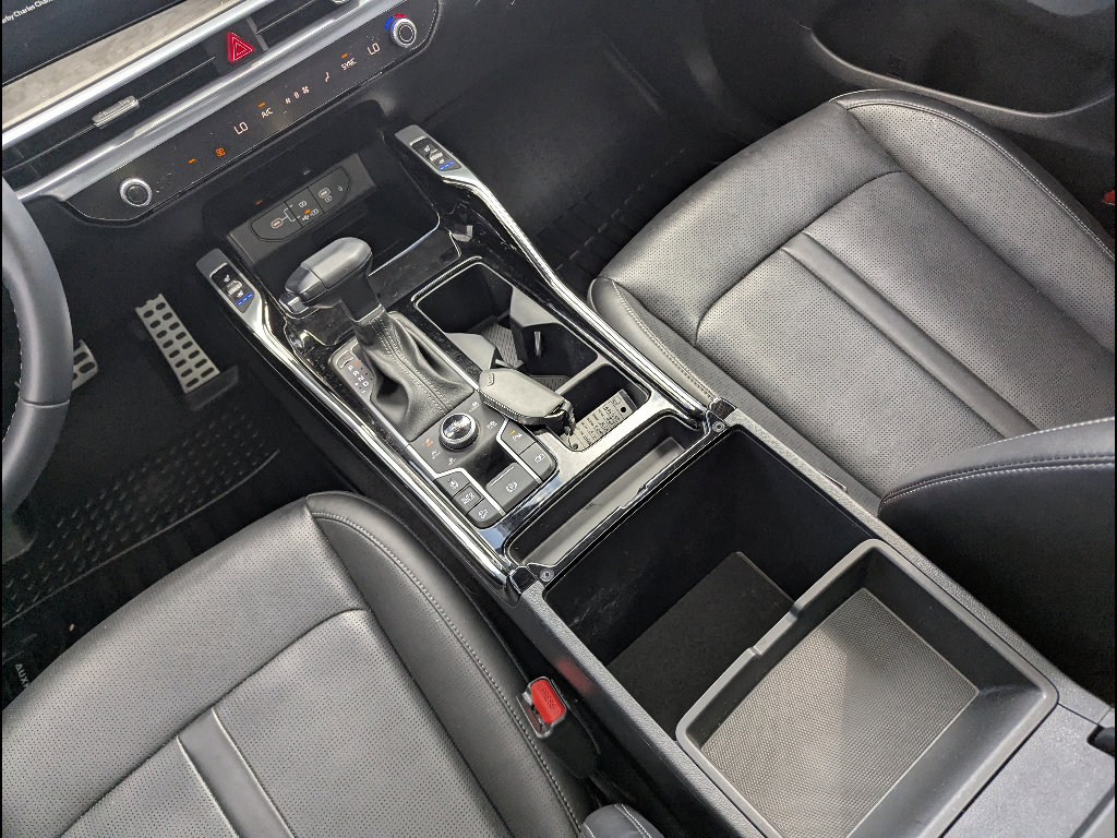 Used 2024 Kia Sorento SX image 37