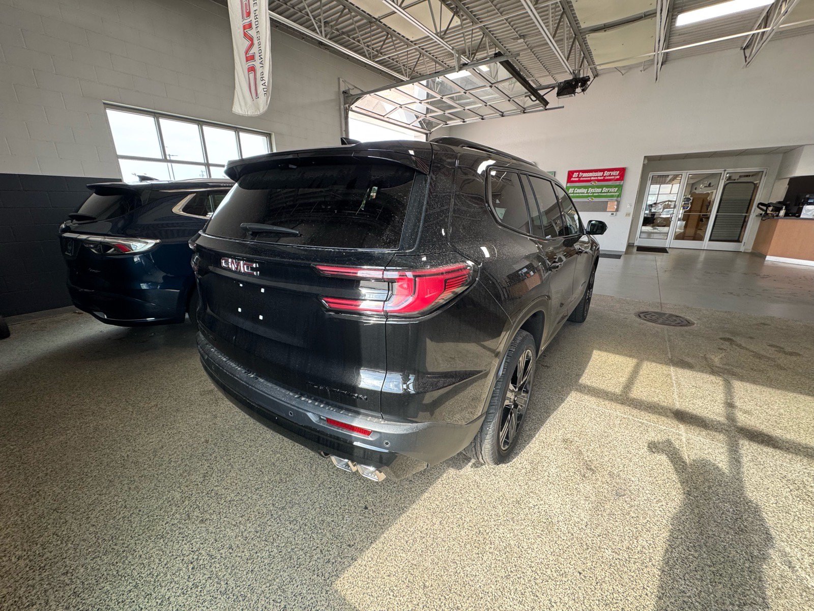New 2027 GMC Acadia Elevation w/ Black Edition AWD/4WD image 5