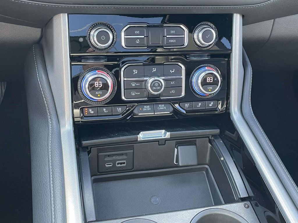 Used 2021 GMC Yukon Denali w/ Denali Ultimate Package image 25