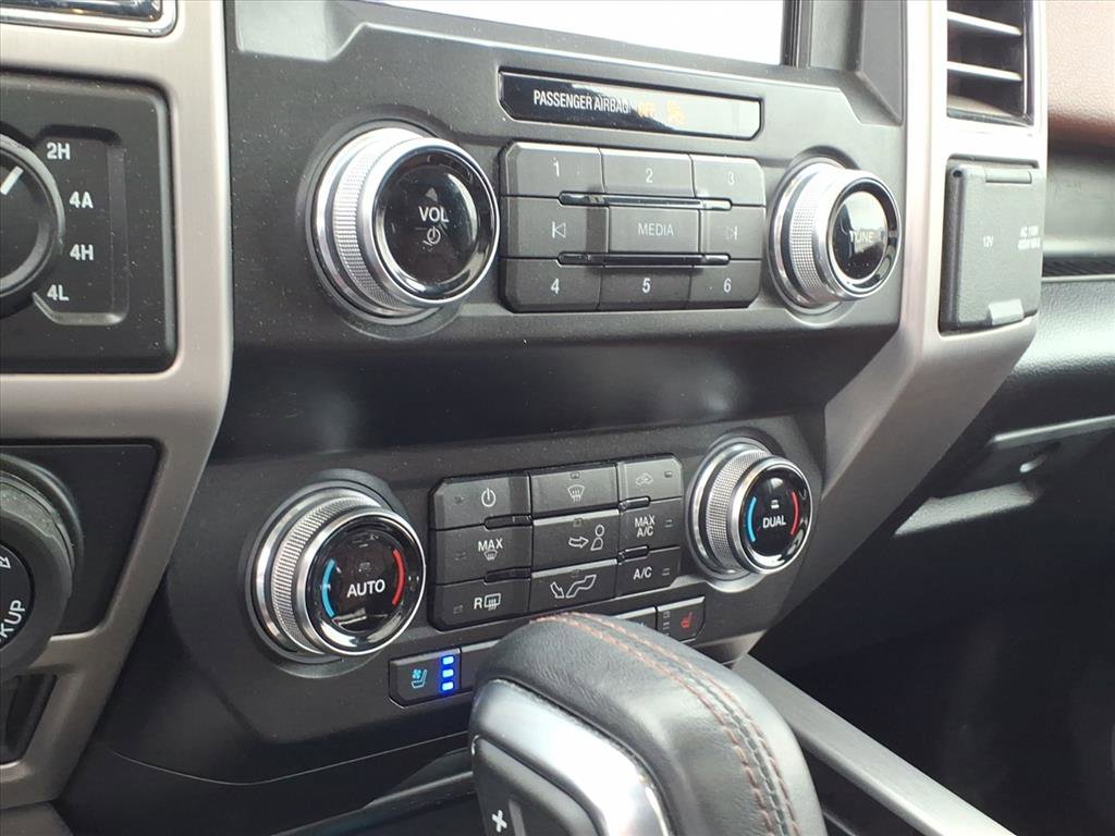 Used 2019 Ford F150 Platinum w/ Technology Package image 14