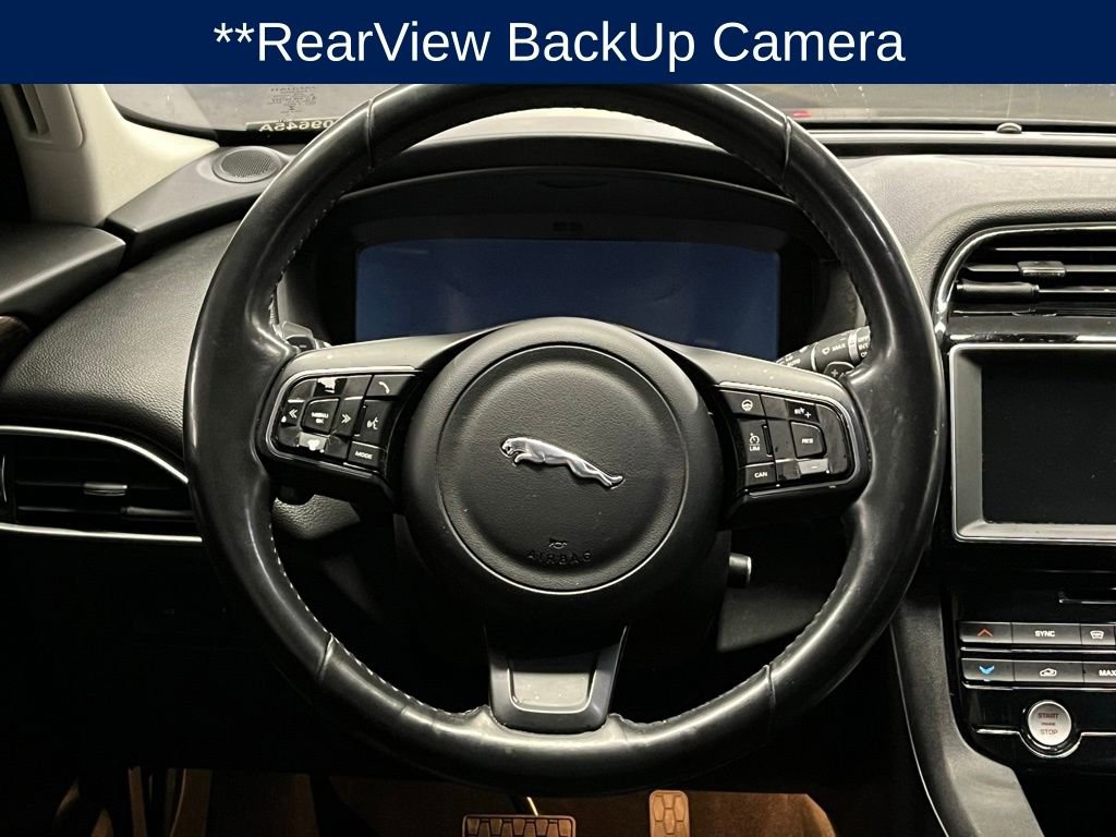 Used 2017 Jaguar F-PACE Prestige image 8