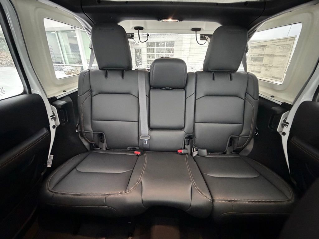 New 2026 Jeep Wrangler Unlimited Sahara AWD/4WD image 47