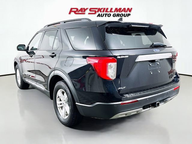Used 2020 Ford Explorer XLT w/ Equipment Group 202A image 5