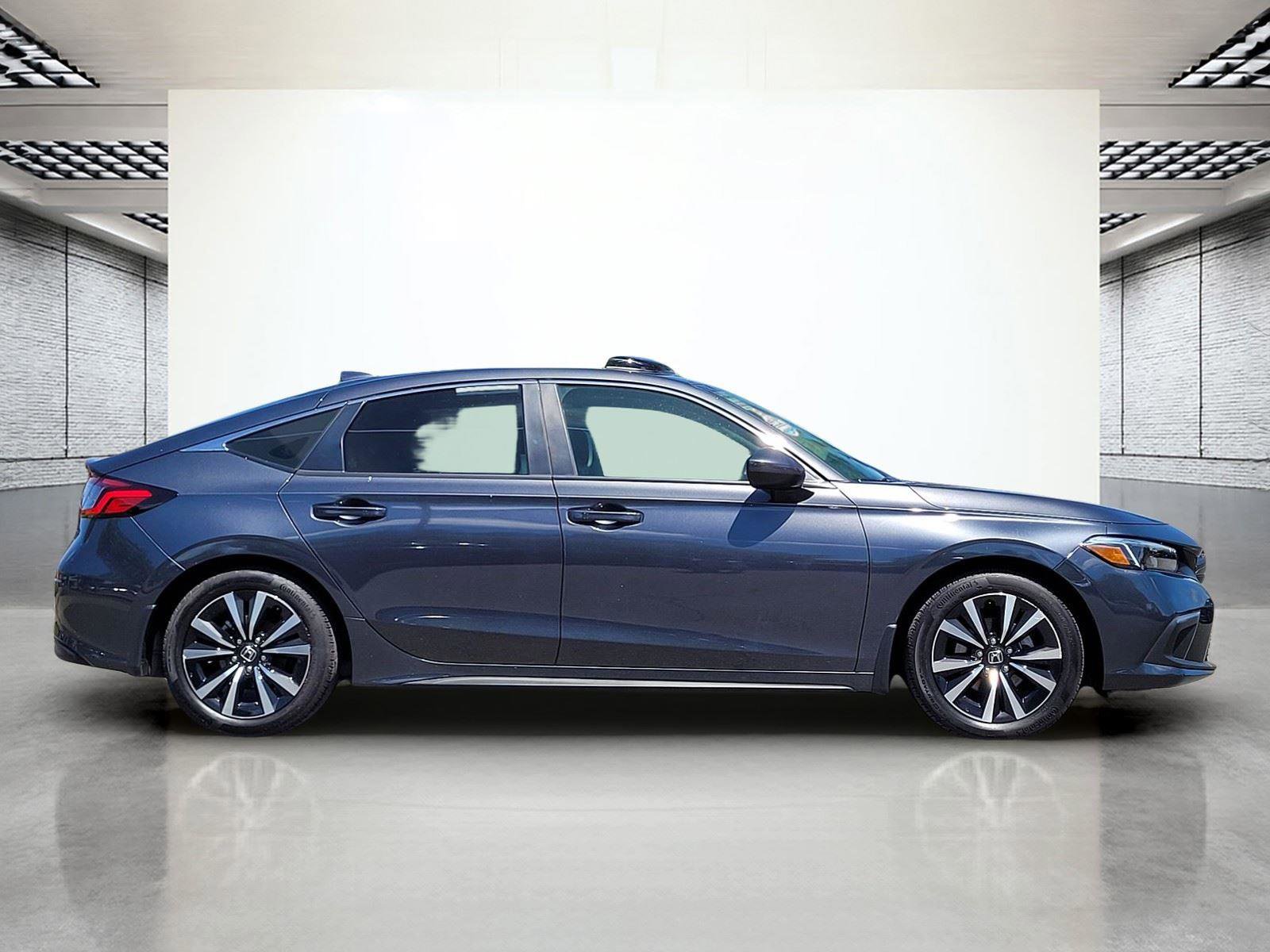 Used 2024 Honda Civic EX-L image 5