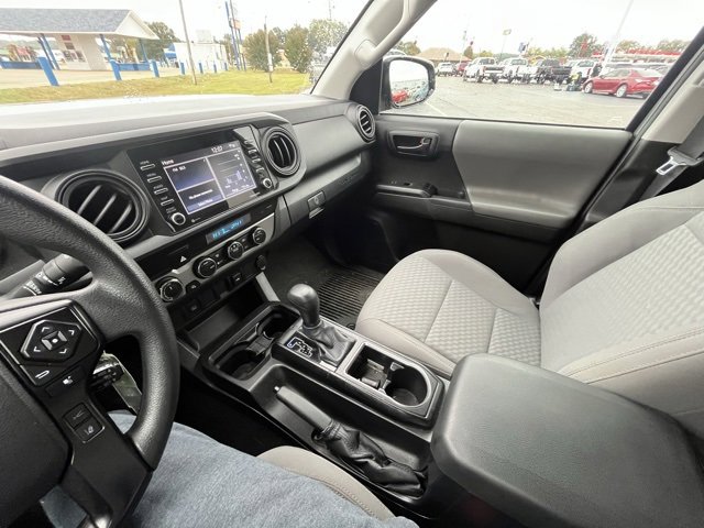 Used 2023 Toyota Tacoma SR image 13