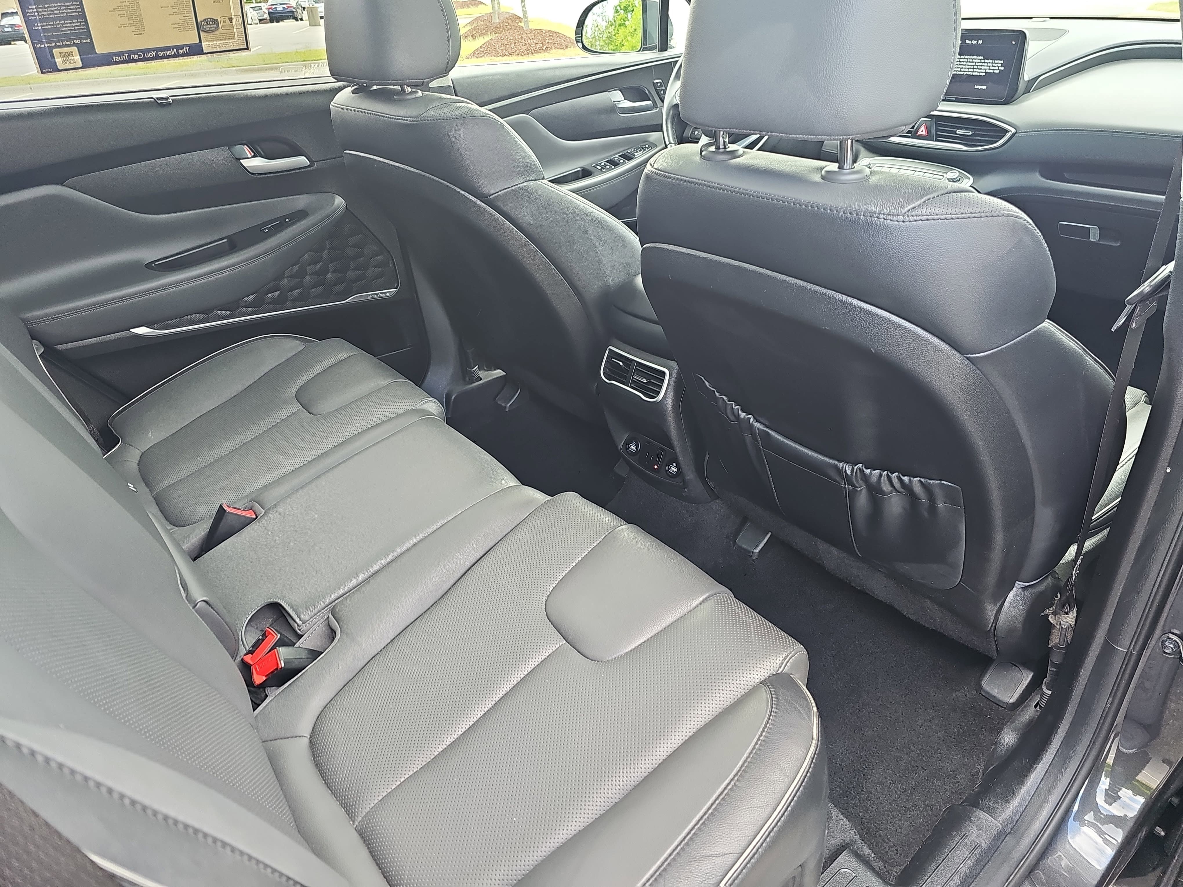 Used 2023 Hyundai Santa Fe Limited w/ Cargo Package FWD image 11