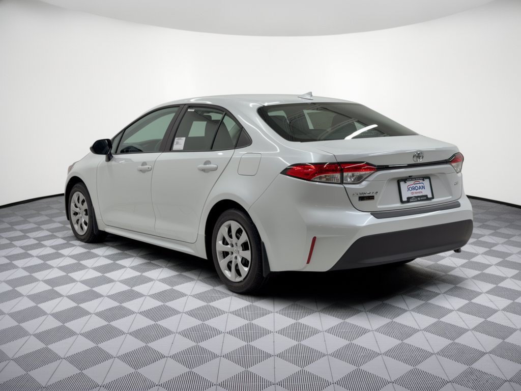 New 2026 Toyota Corolla LE FWD image 3