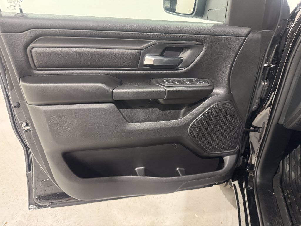 New 2027 RAM 1500 Tradesman w/ Off Road Group AWD/4WD image 16