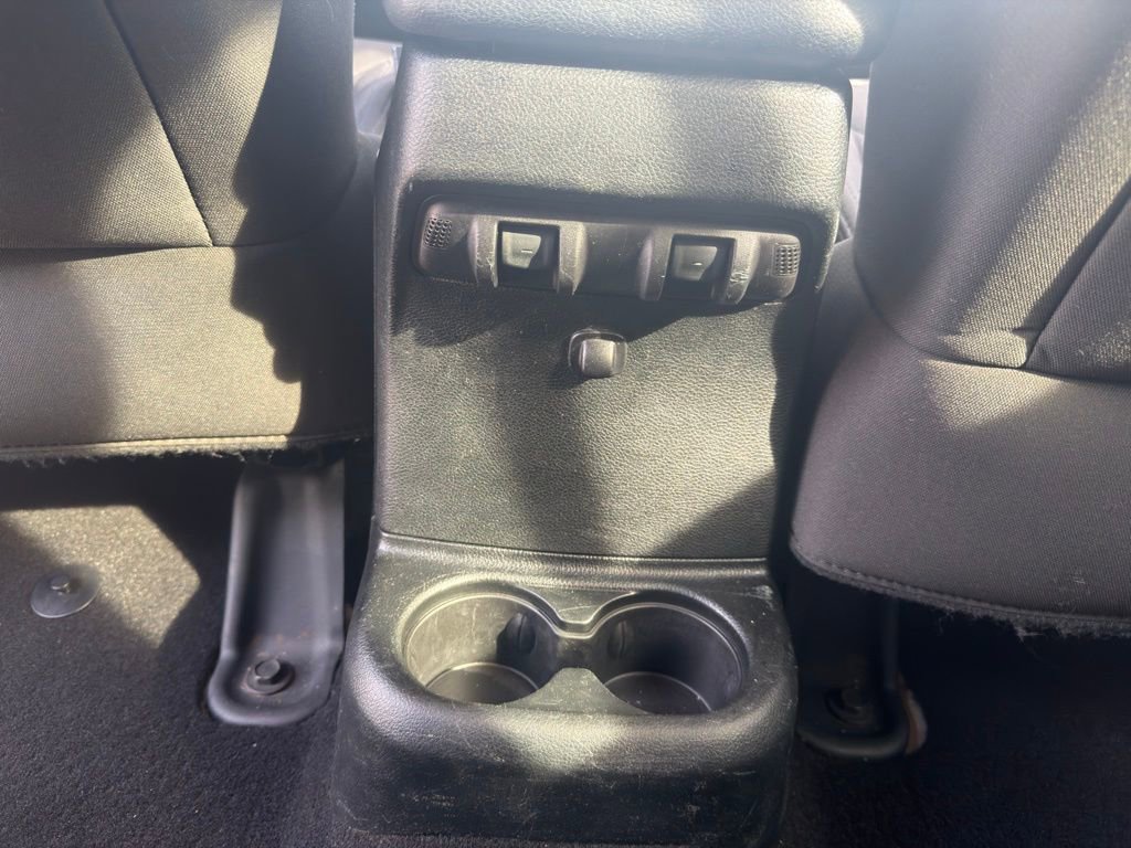 Used 2018 Jeep Wrangler Unlimited Sport S image 28