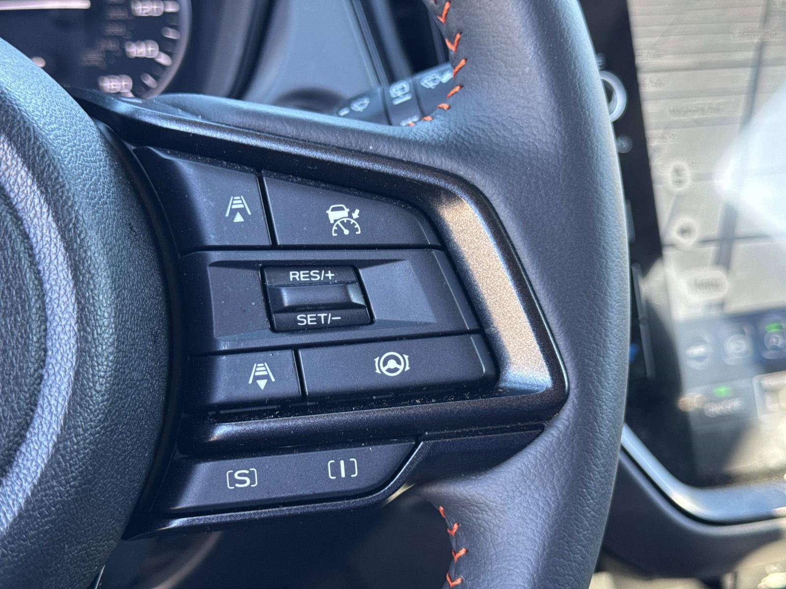 Certified 2025 Subaru Crosstrek 2.5i Limited w/ Crosstrek Mirror Package image 20