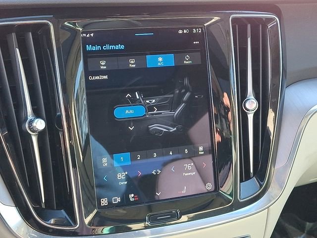 Used 2024 Volvo S60 B5 Core image 20