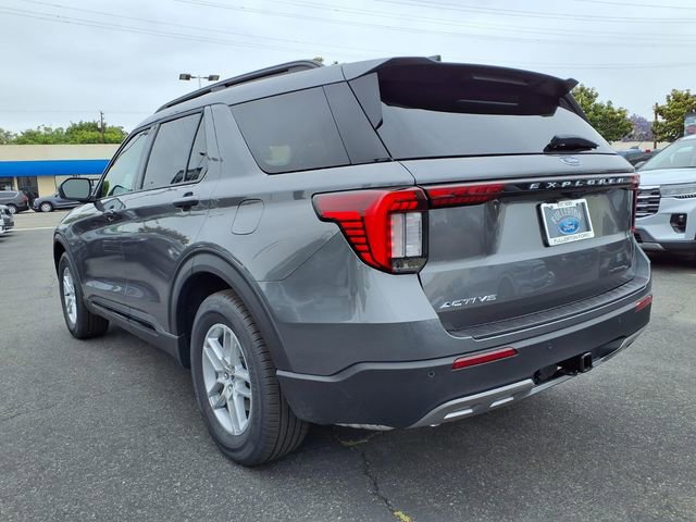 New 2026 Ford Explorer Active RWD image 4