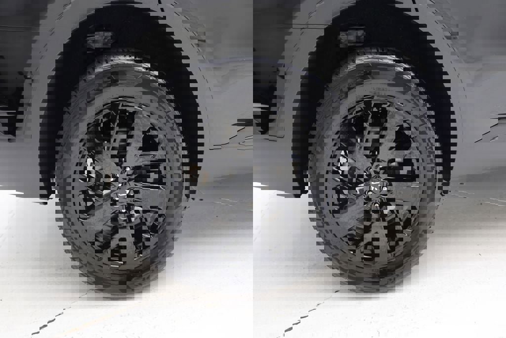 Used 2023 Kia Sorento S image 10