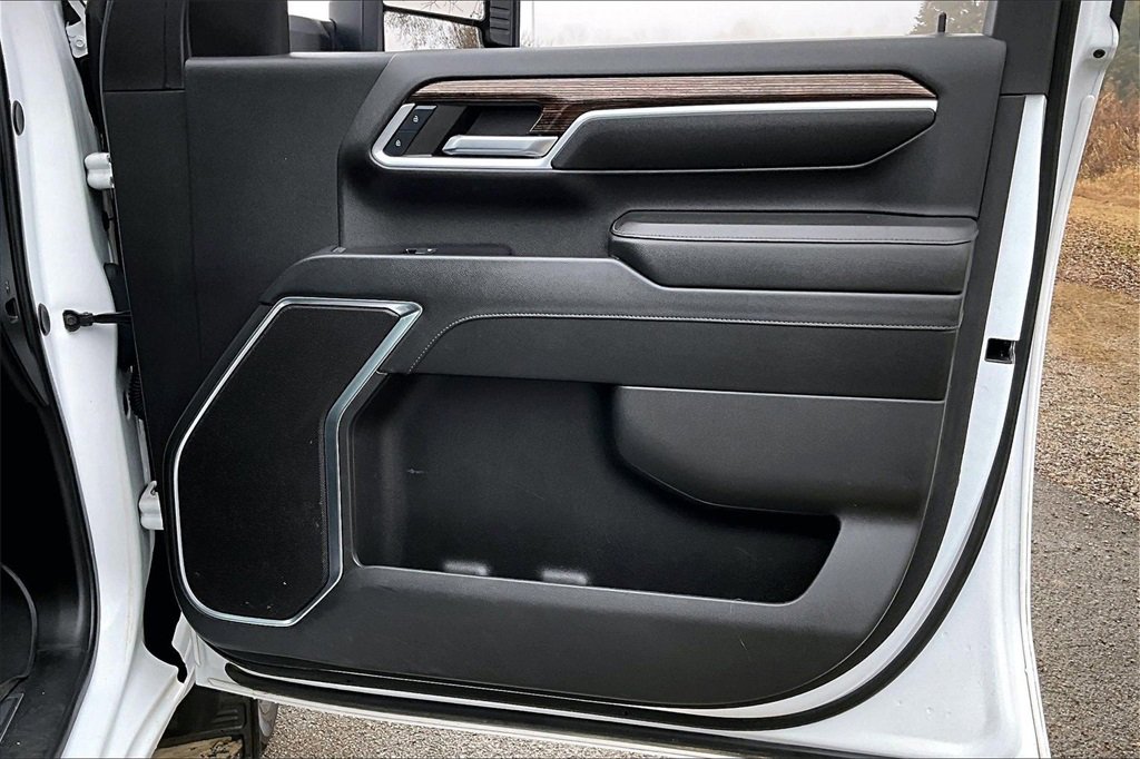 Used 2024 GMC Sierra 3500 SLE w/ SLE Convenience Package image 21