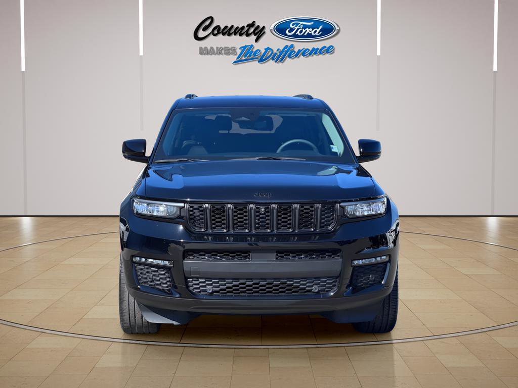 Used 2023 Jeep Grand Cherokee L Limited w/ Luxury Tech Group II image 5