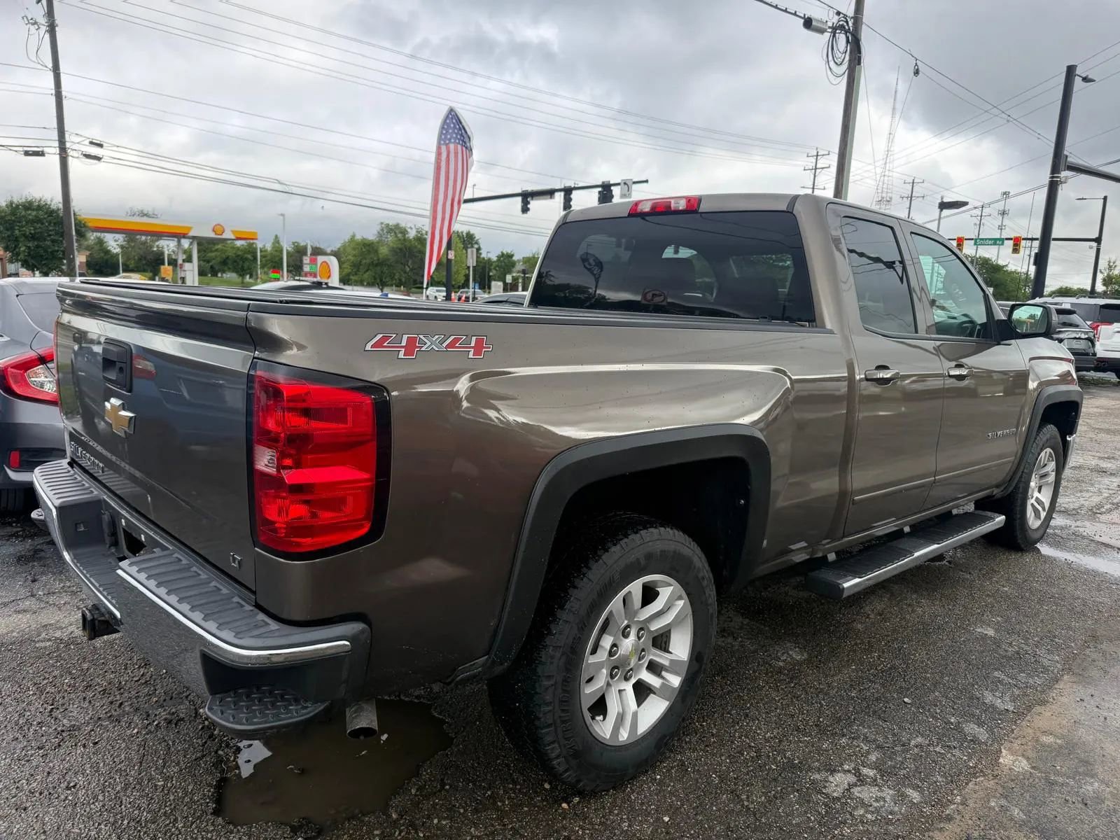 Used 2015 Chevrolet Silverado 1500 LT AWD/4WD image 6