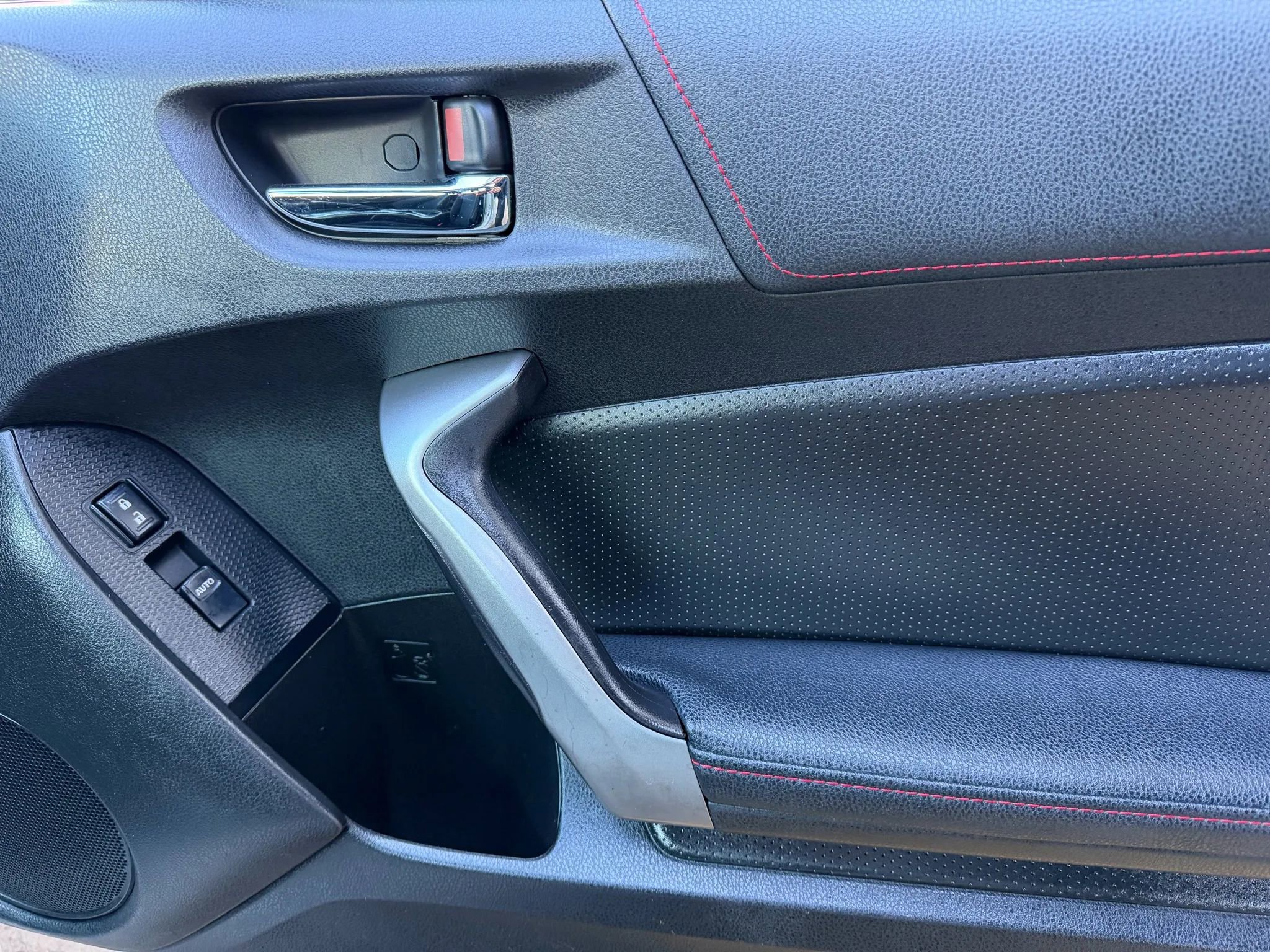 Used 2013 Scion FR-S image 12