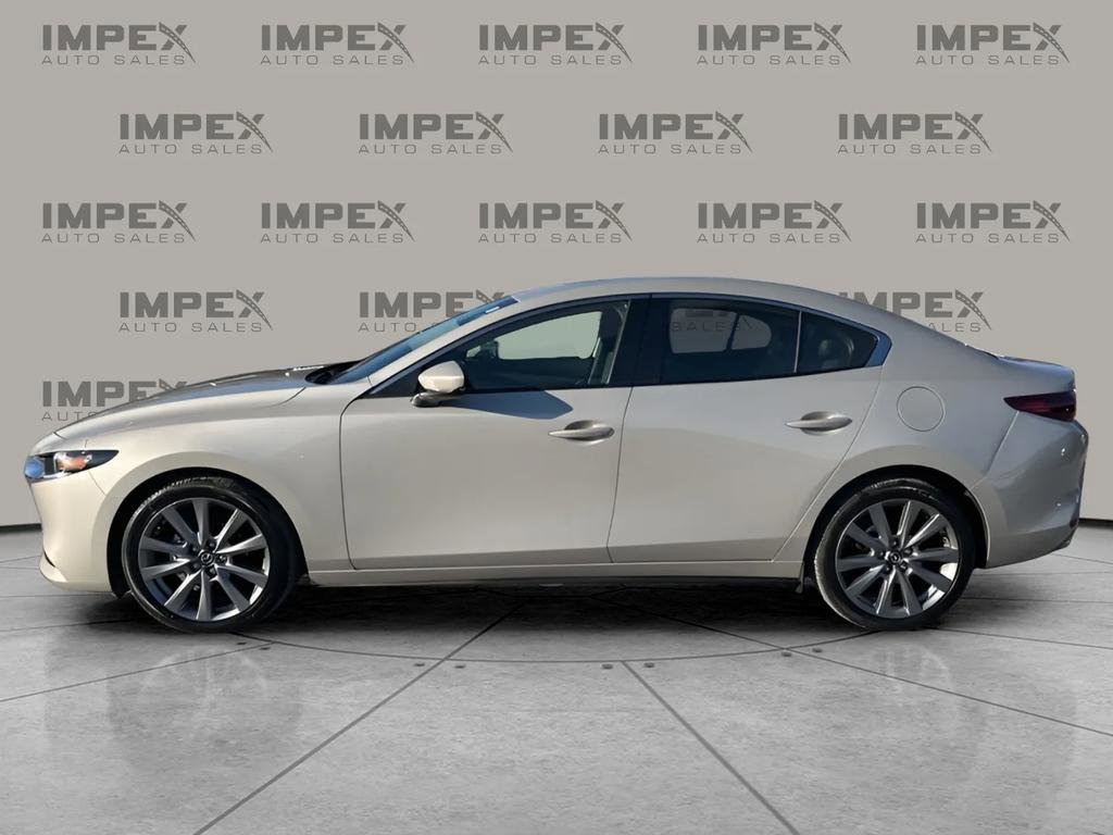 Used 2025 MAZDA MAZDA3 s image 2