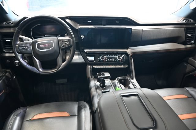 Used 2022 GMC Sierra 1500 AT4 AWD/4WD image 16