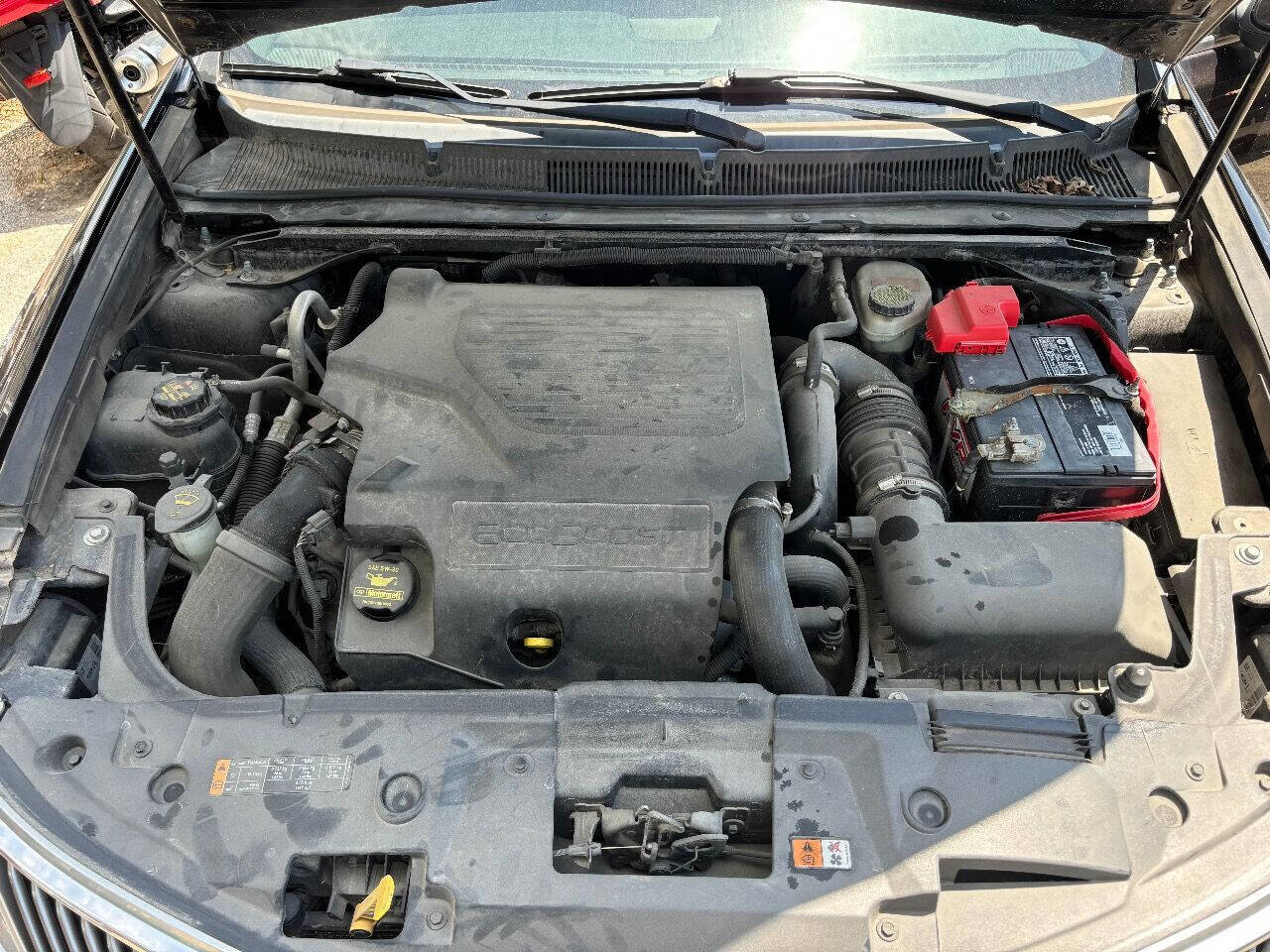 Used 2013 Lincoln MKS AWD image 10