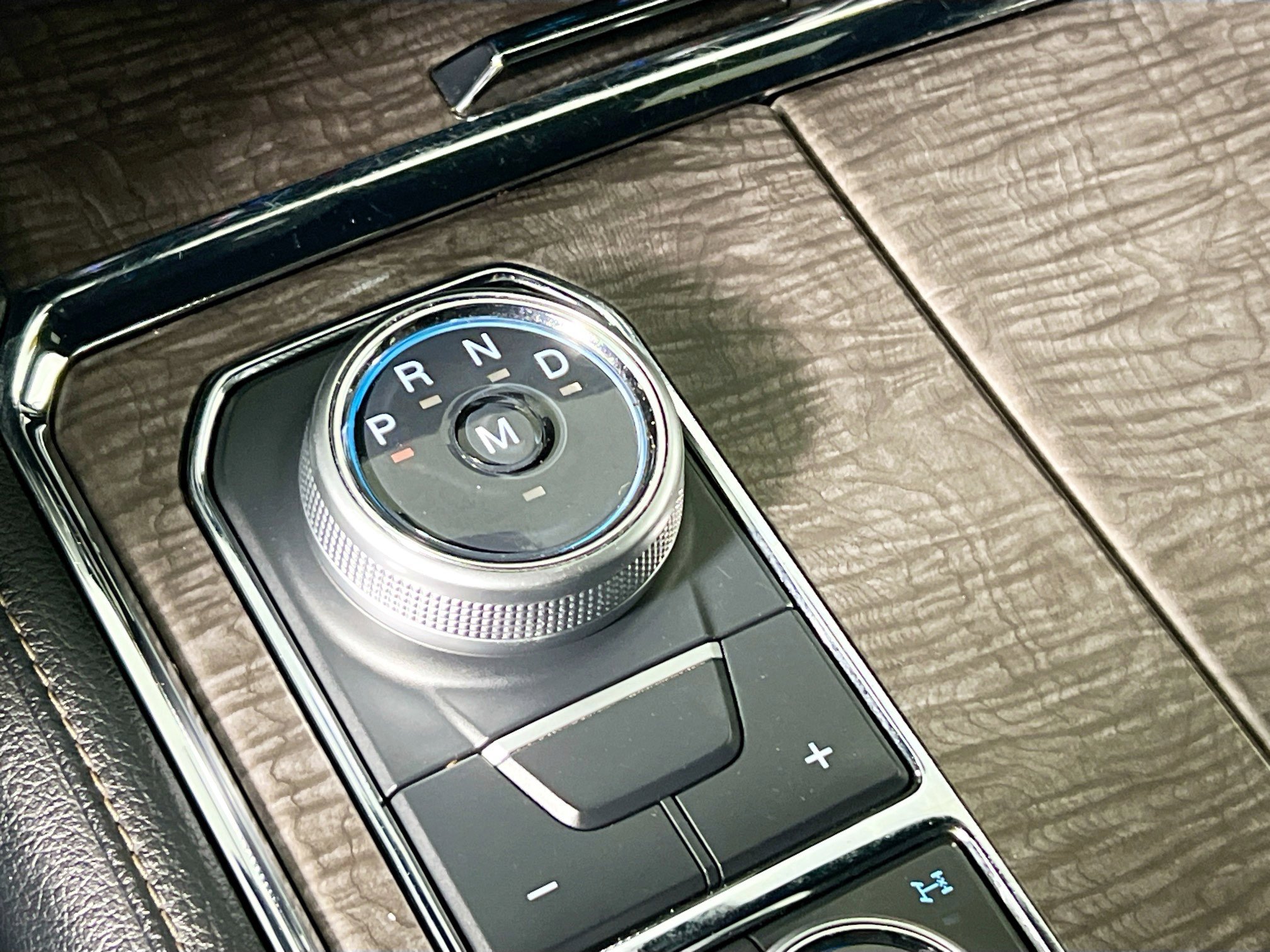 Used 2020 Ford Expedition Limited w/ Texas Edition Package AWD/4WD image 25