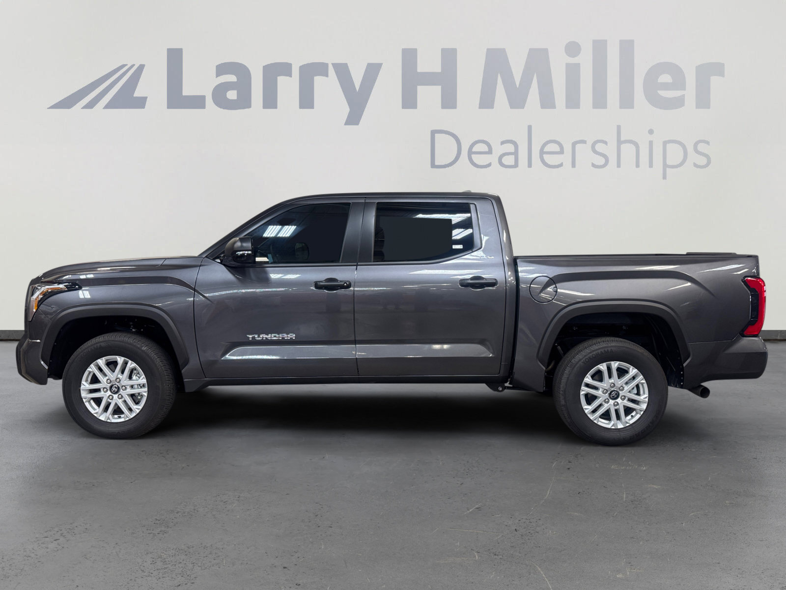Certified 2026 Toyota Tundra SR5 w/ SR5 Convenience Package AWD/4WD image 2