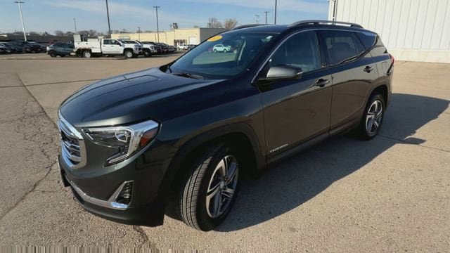 Used 2021 GMC Terrain SLT AWD/4WD image 5