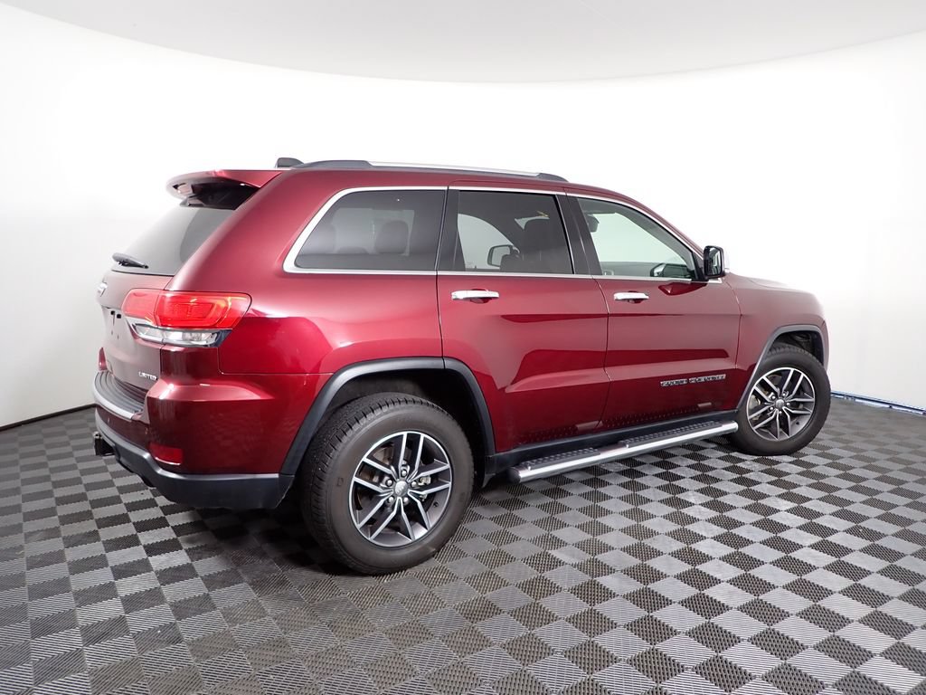 Used 2017 Jeep Grand Cherokee Limited w/ Luxury Group II AWD/4WD image 19