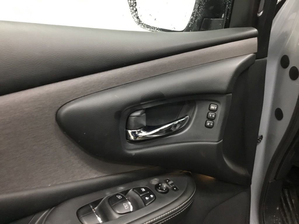 Used 2023 Nissan Murano SL image 7