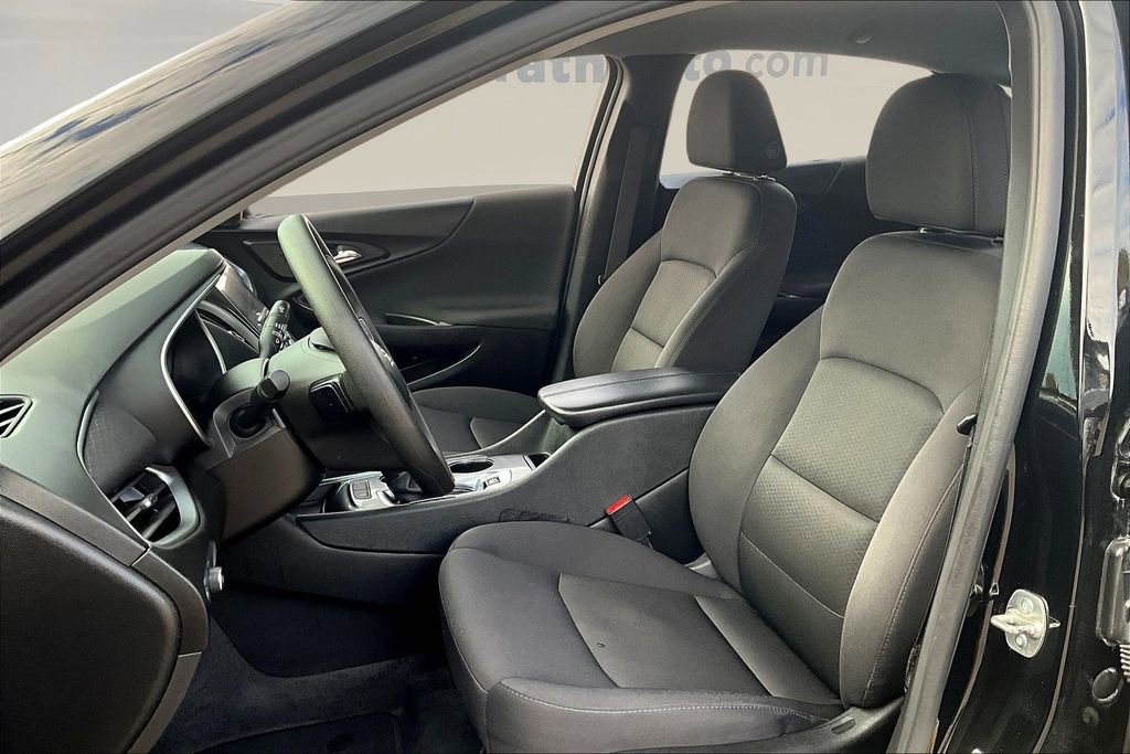 Used 2024 Chevrolet Malibu LT image 19