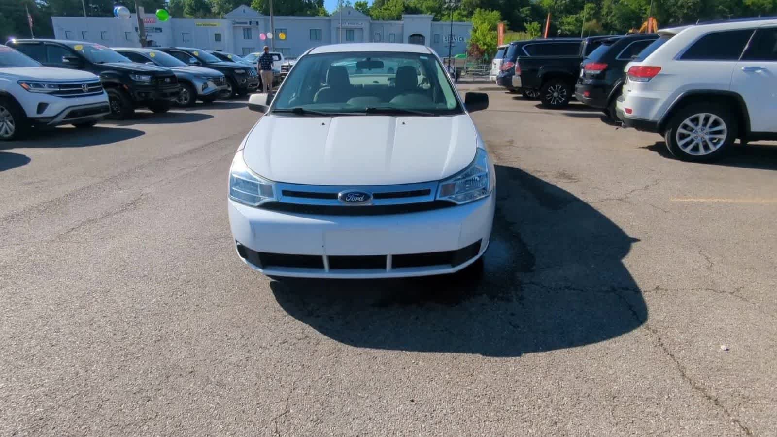 Used 2008 Ford Focus SE FWD image 3