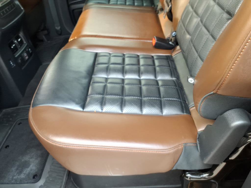 Used 2019 Nissan Titan Platinum Reserve AWD/4WD image 22