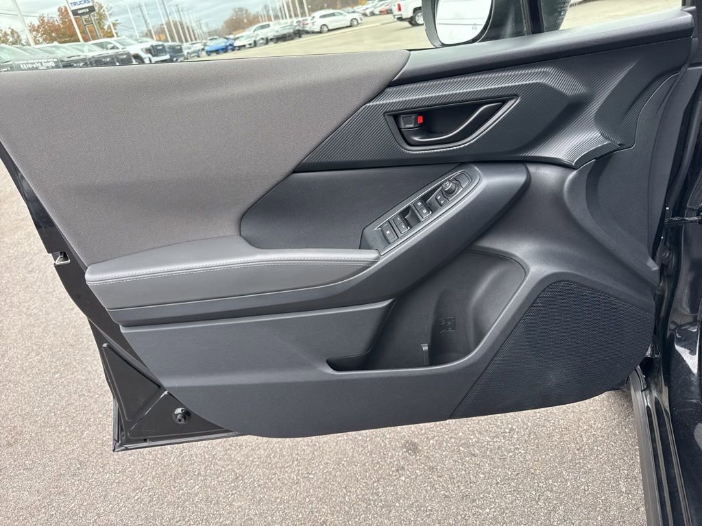 Used 2024 Subaru Crosstrek 2.0i Premium image 24