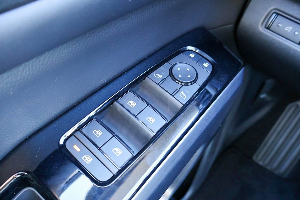 New 2025 Nissan Pathfinder SL w/ Lighting Package (N92) image 14