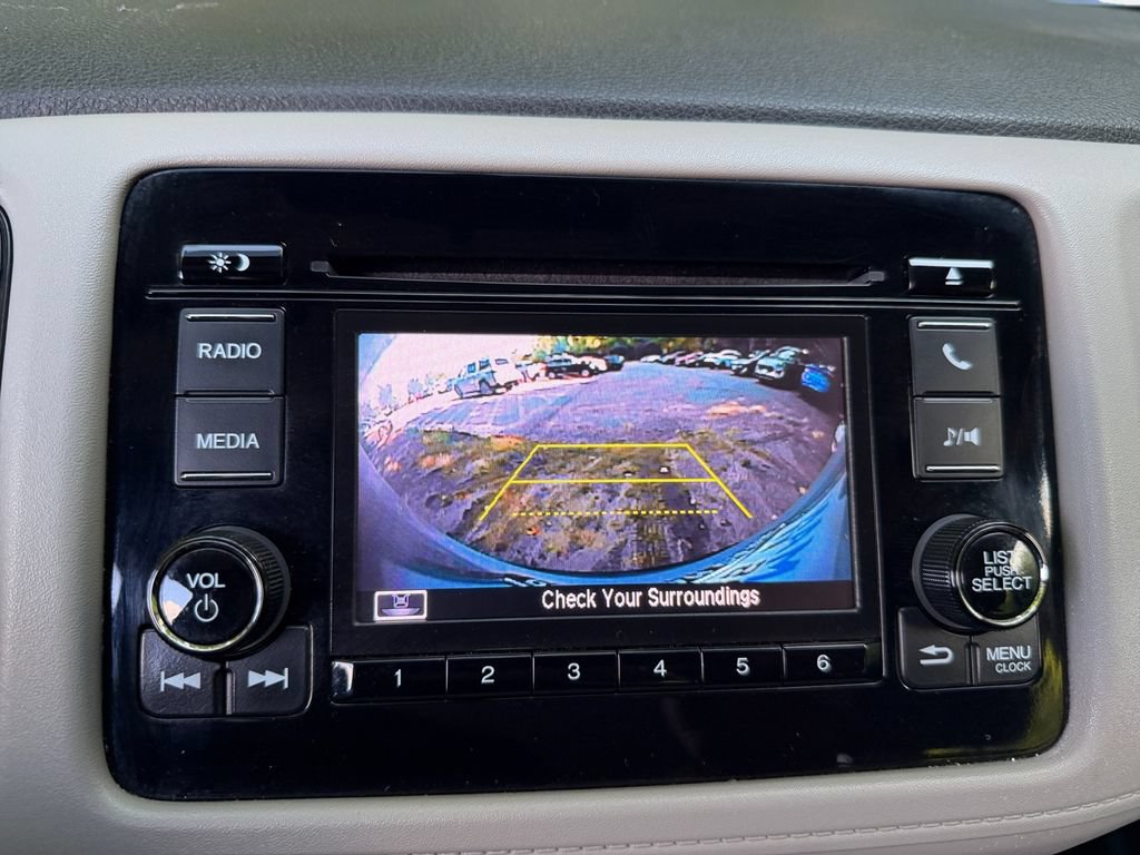 Used 2021 Honda HR-V LX image 18