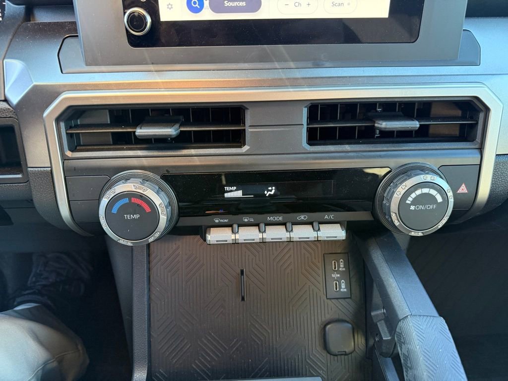 Certified 2025 Toyota 4Runner SR5 image 28