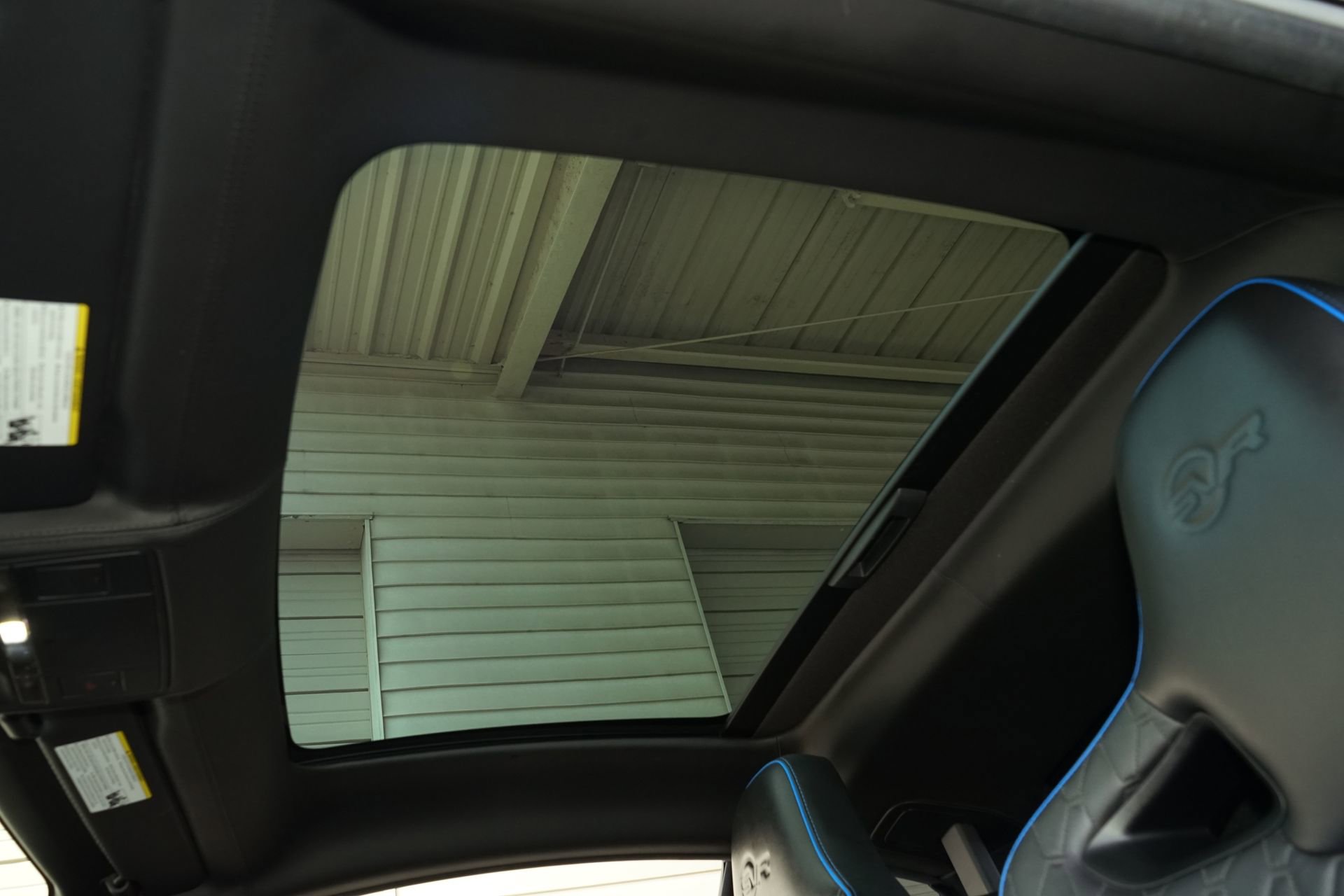 Used 2017 Jaguar F-TYPE SVR image 15