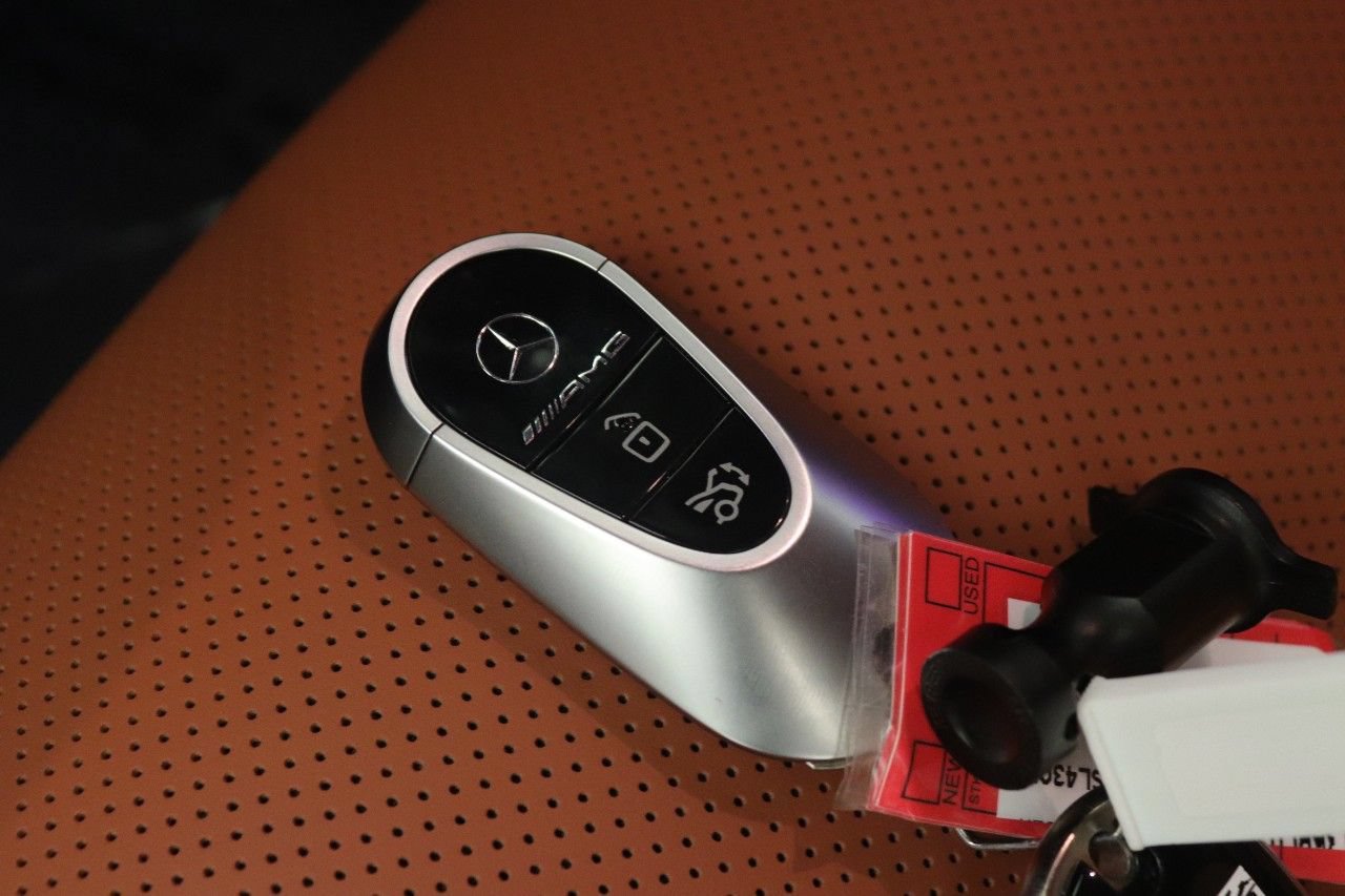Used 2025 Mercedes-Benz SL 43 AMG image 23