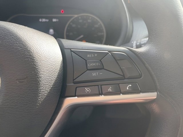 Used 2018 Nissan Kicks SV image 22