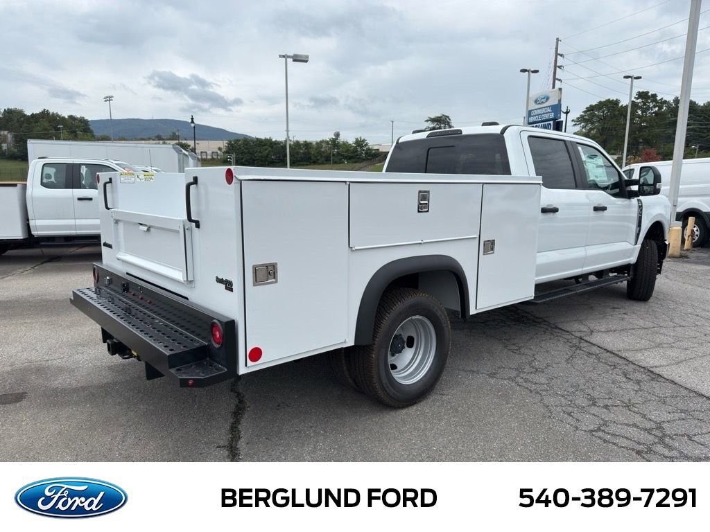New 2025 Ford F350 XL w/ XL Chrome Package image 5
