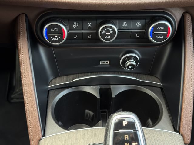 Used 2021 Alfa Romeo Stelvio Ti w/ Premium Package AWD/4WD image 22