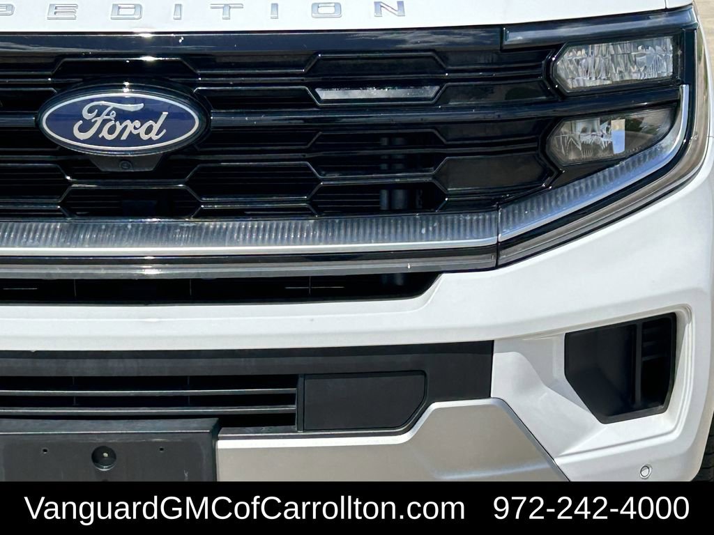 Used 2025 Ford Expedition Max Platinum image 4