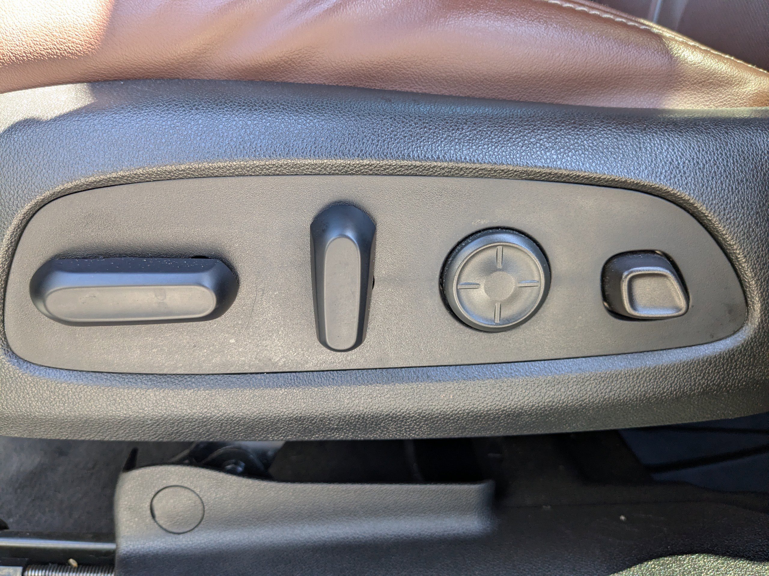 Used 2020 Buick Enclave Avenir w/ Trailering Package, 5000 lbs. image 22