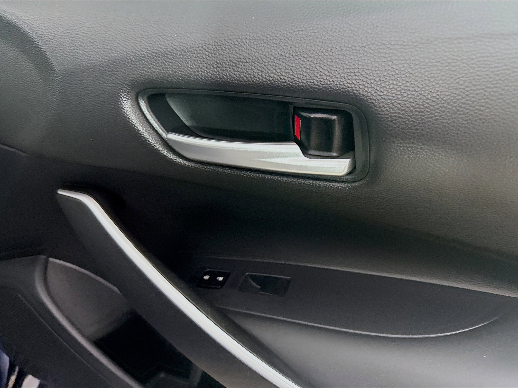 Used 2024 Toyota Corolla SE image 31