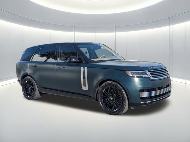 Certified 2025 Land Rover Range Rover SV AWD/4WD image 4