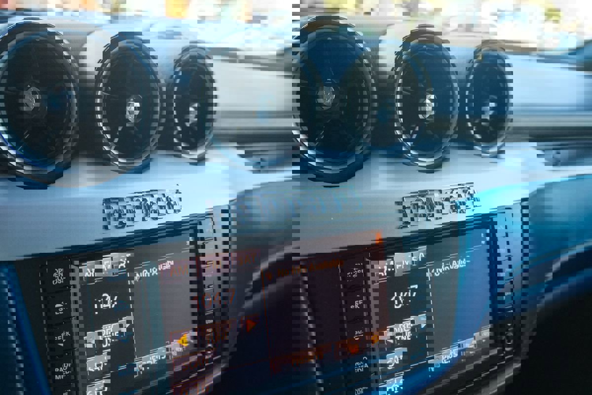 Used 2012 Ferrari FF image 19