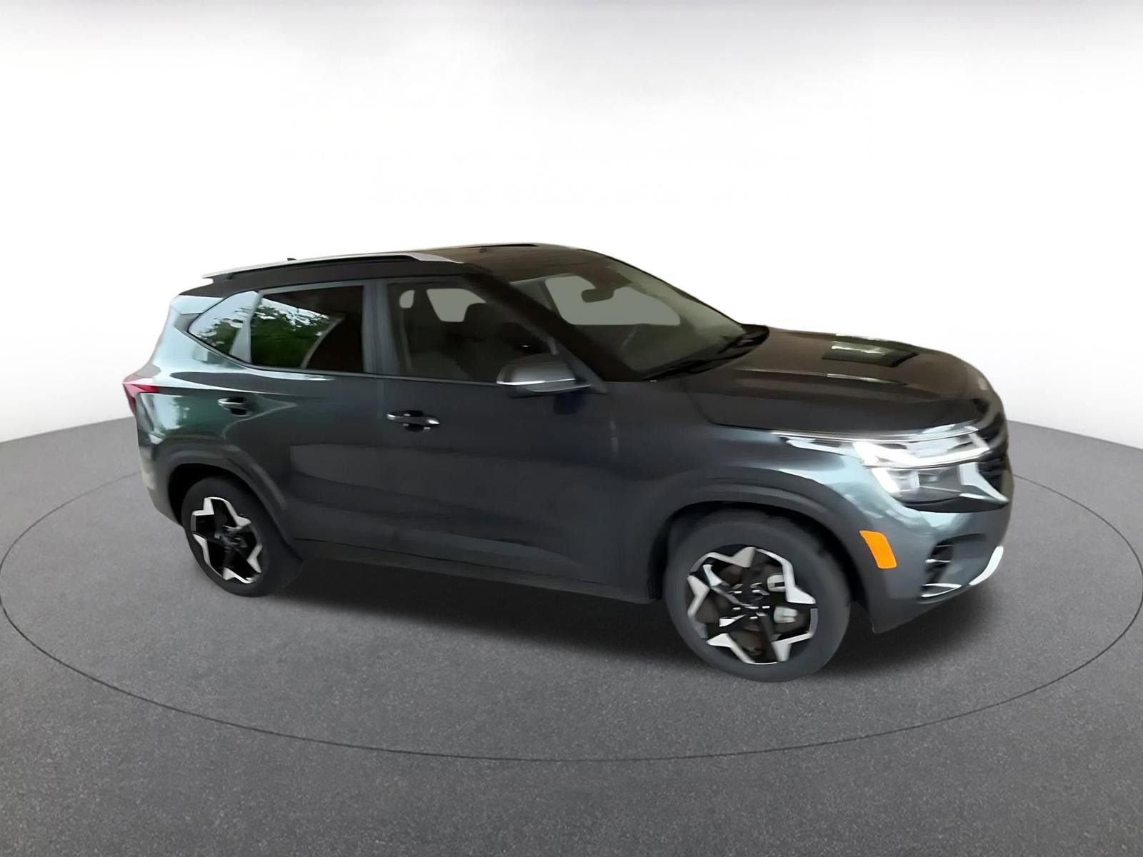 Used 2025 Kia Seltos S FWD video 2