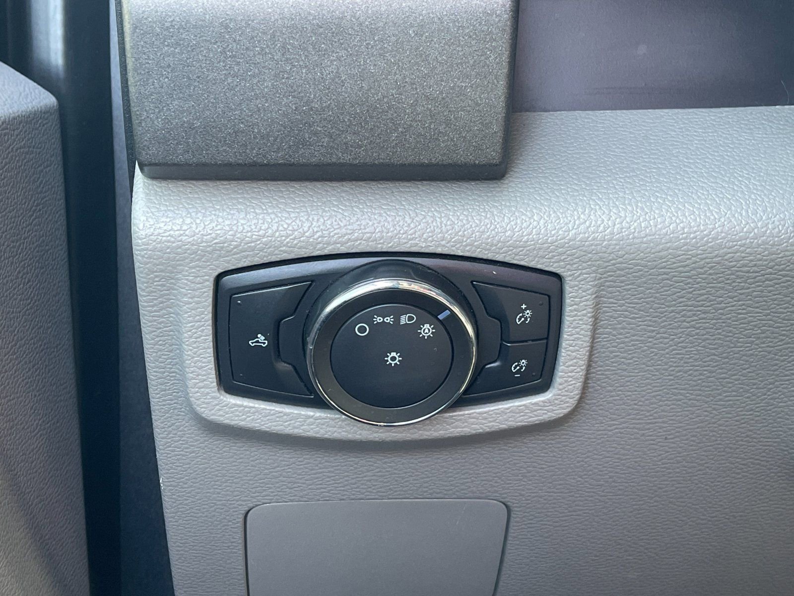 Used 2021 Ford F350 XL image 27