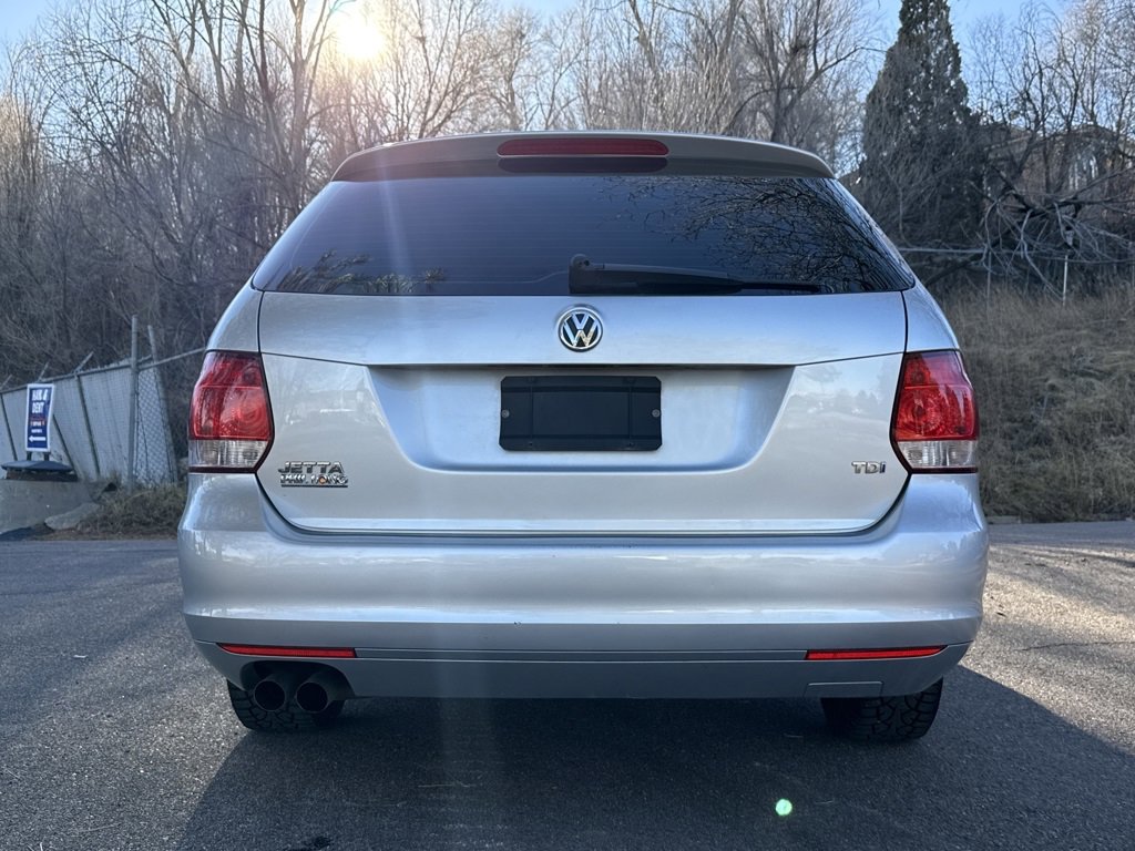 Used 2012 Volkswagen Jetta TDI image 6