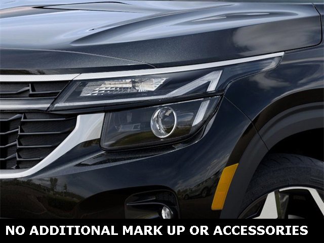 New 2026 Kia Seltos S image 10